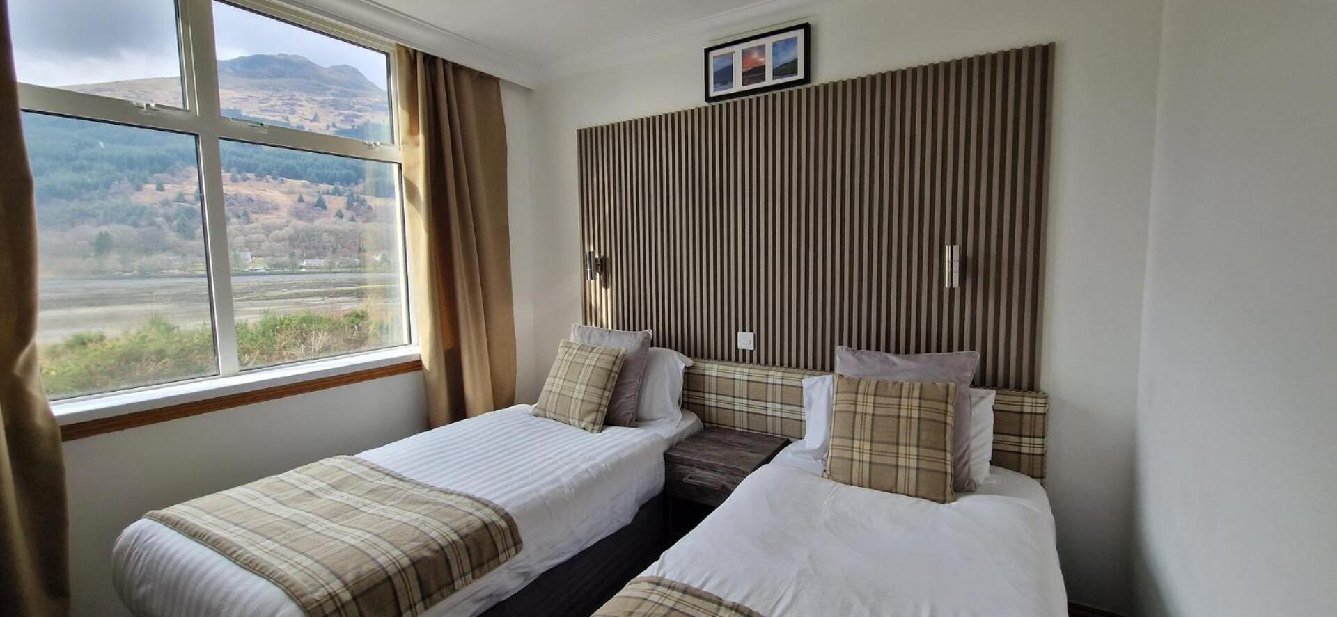 Loch Long Hotel Arrochar Eksteriør billede